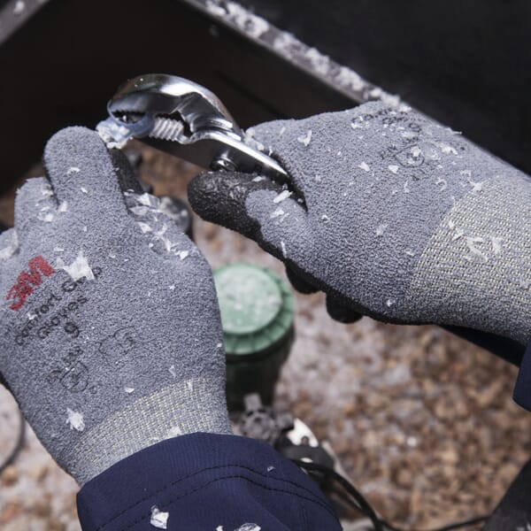 3M 7010352930 Winter Gloves, M, Polyester/Spandex, Knit Wrist Cuff, Foam Nitrile Coating, Resists: Abrasion and Tear